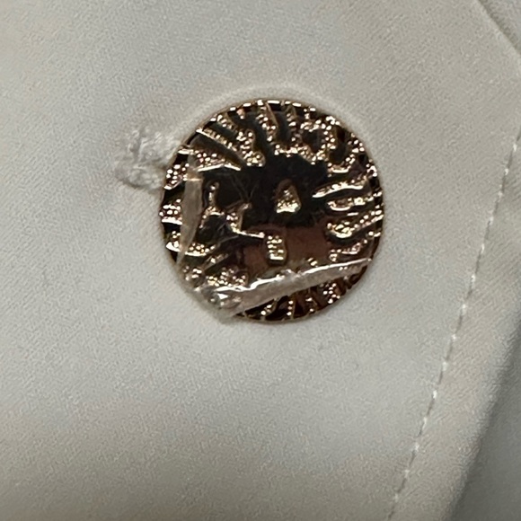 NWT Anne Klein Ivory Jacket w gold Lion Head buttons Size L - Picture 5 of 8